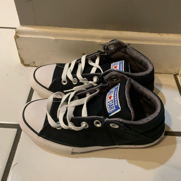 Kids converse size 2 youth - Picture 3 of 3